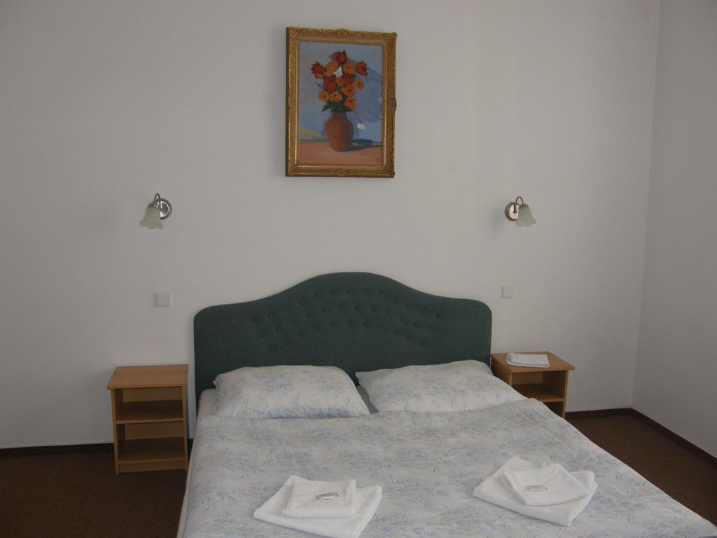 Hotel Filip Ceske Budejovice Exterior foto